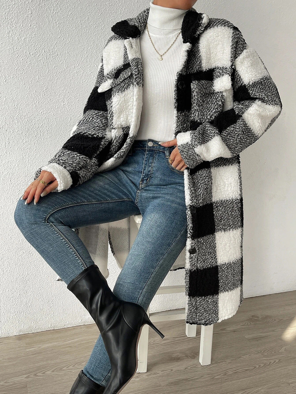 Manteau à carreaux en peluche à revers boutonné, ample