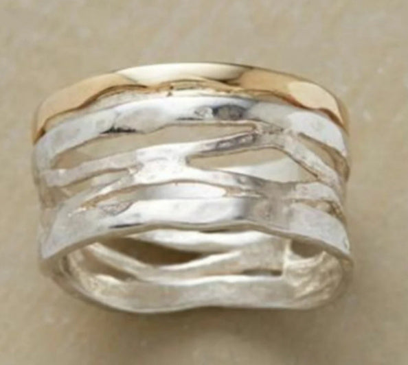 French Retro Hollow Ring Creative Minimalist Bracelet