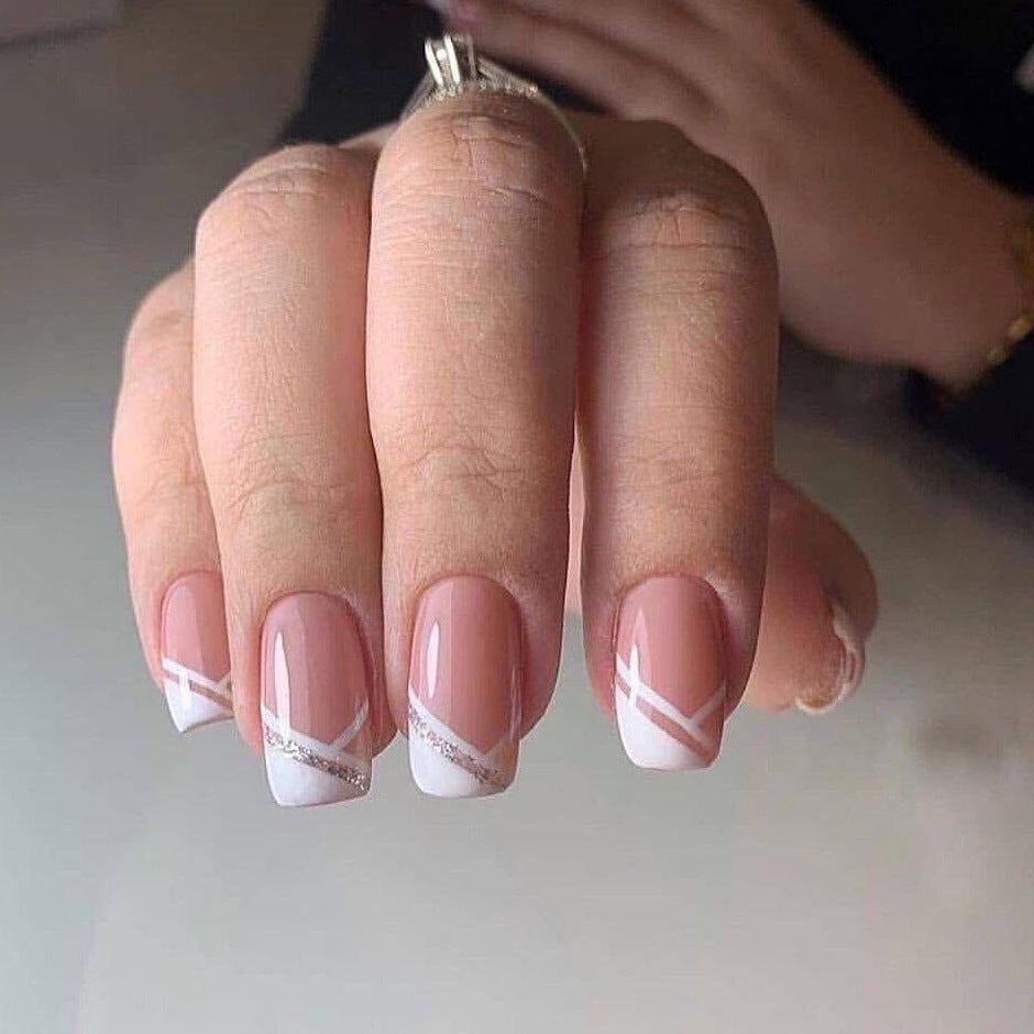 Oblique French Manicure Press-On Nails - Professional 24-Piece Set | Simple Elegant Design