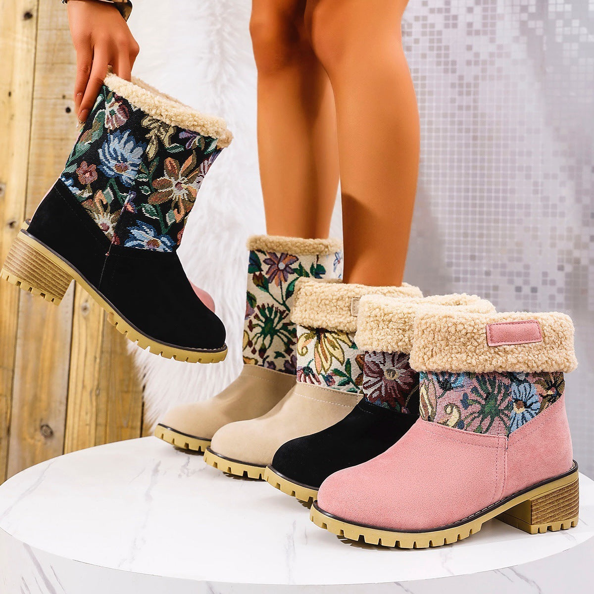 Women's Flower Embroidered Snow Boots - Ethnic Platform Square Heel