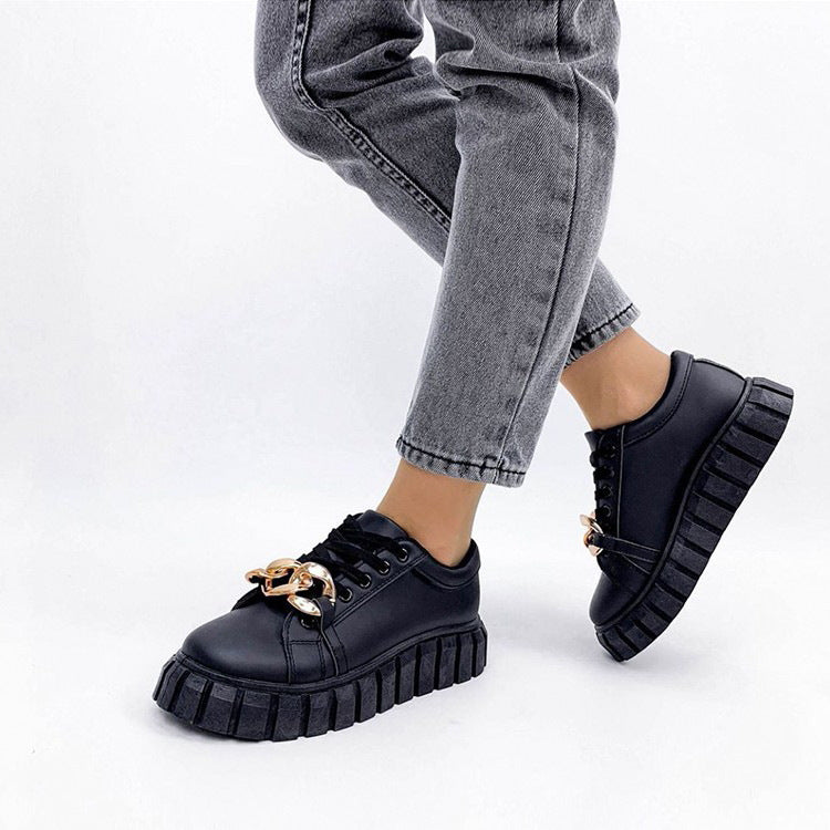 Low Top Flat Casual Sneakers