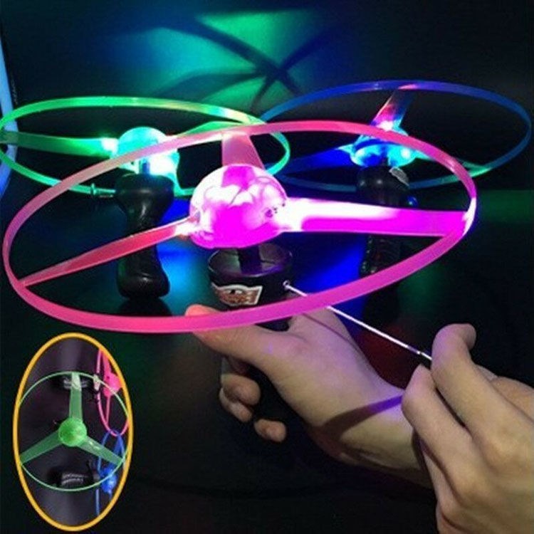Luminous Flying Saucer Toy - High-Quality Plastic Material 🛸