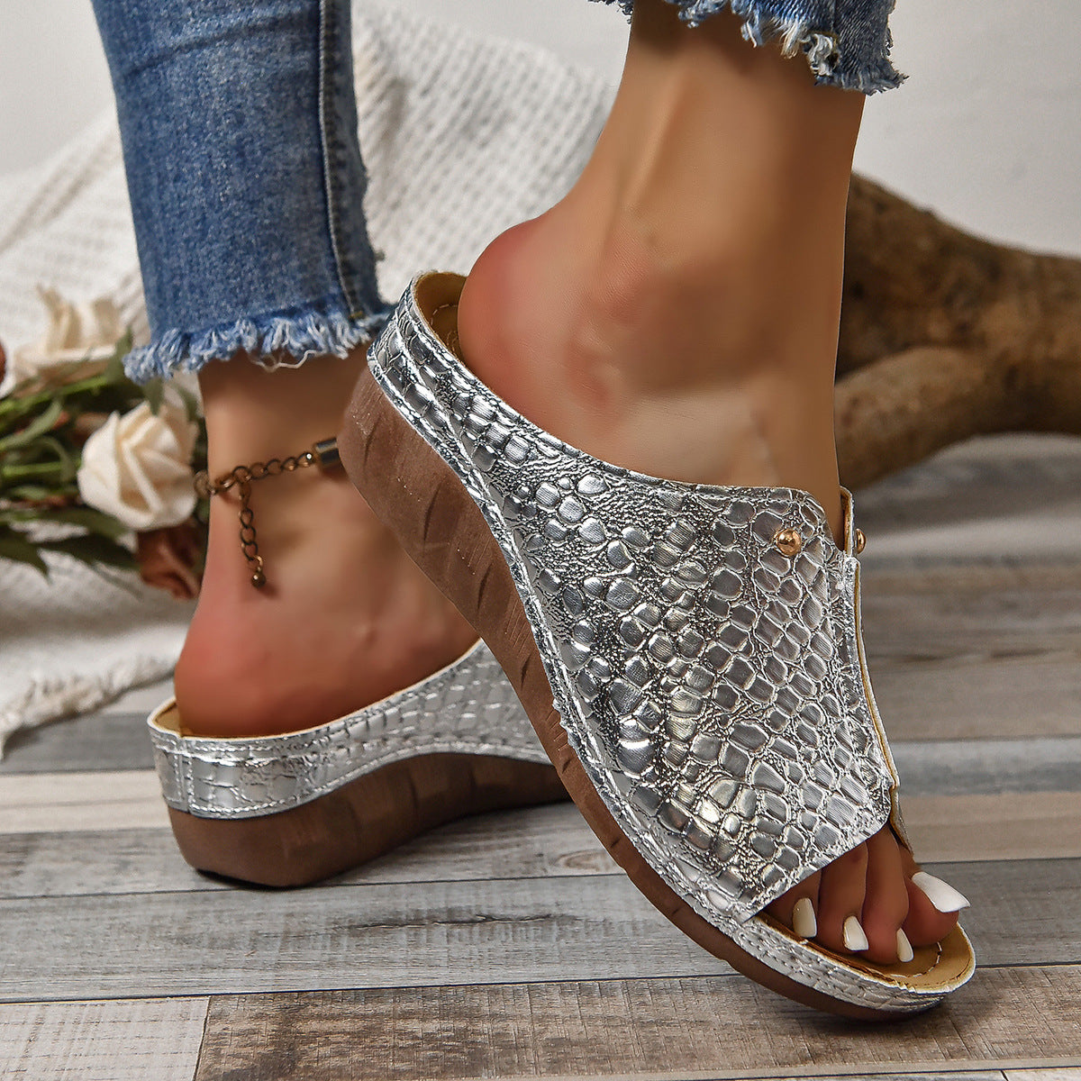 Women's Crocodile Pattern Wedge Slippers - Fish Mouth Thick Sole