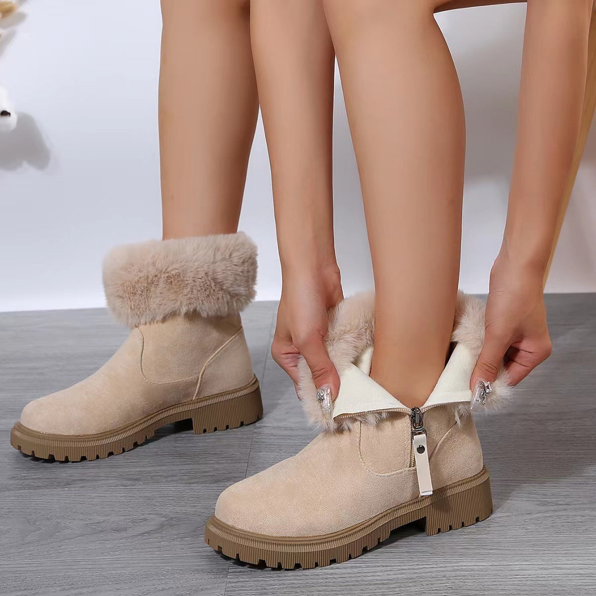 Women's Warm Plush Winter Snow Boots with Side Zipper