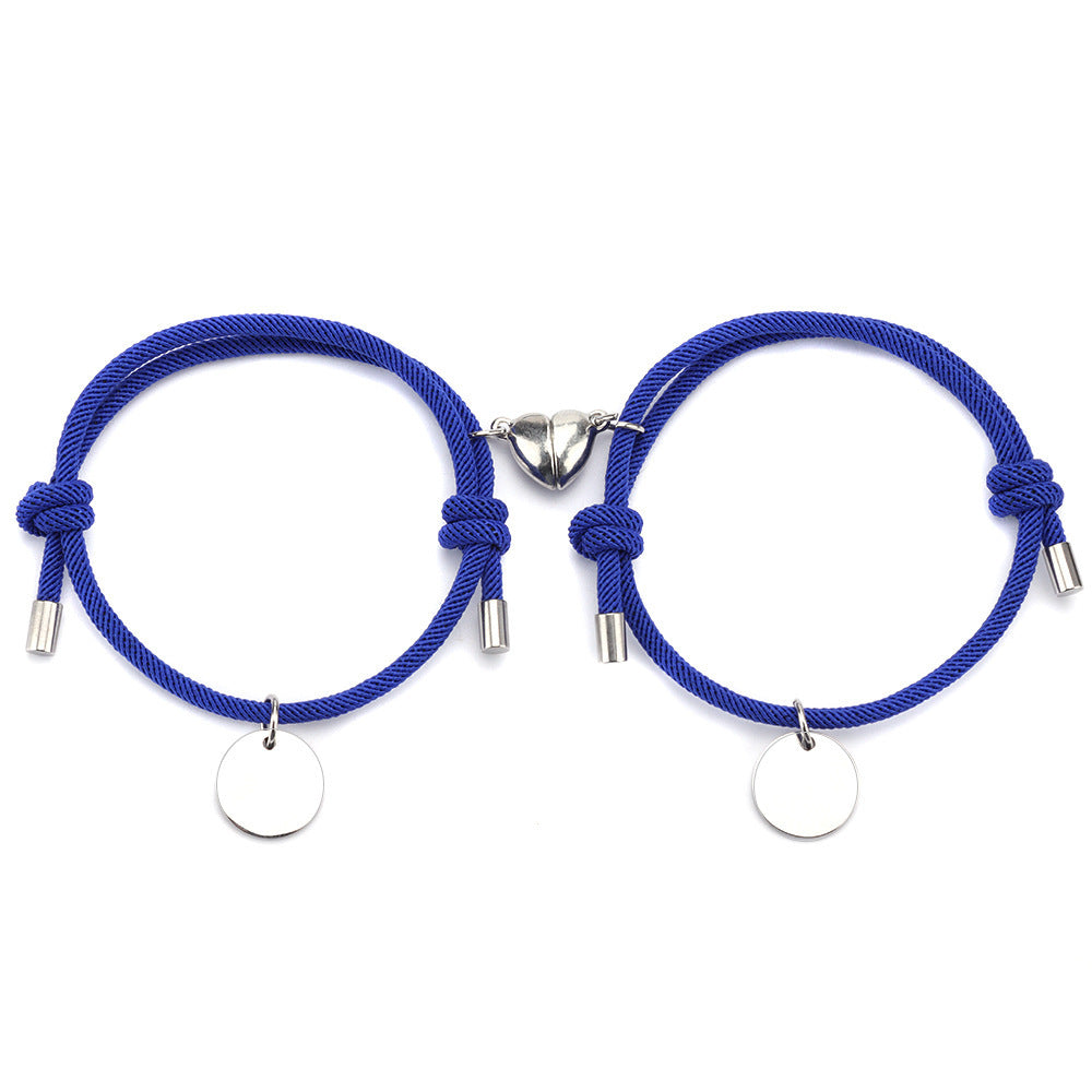 Ett par armband för män och kvinnor