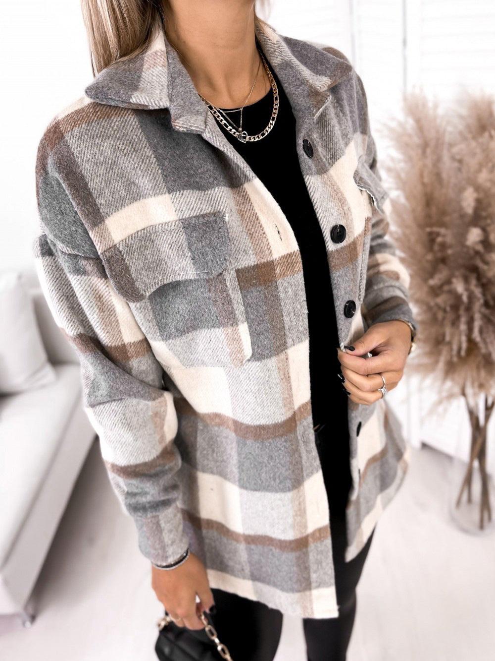 Veste en laine à col chemise et imprimé écossais à manches longues et simple boutonnage