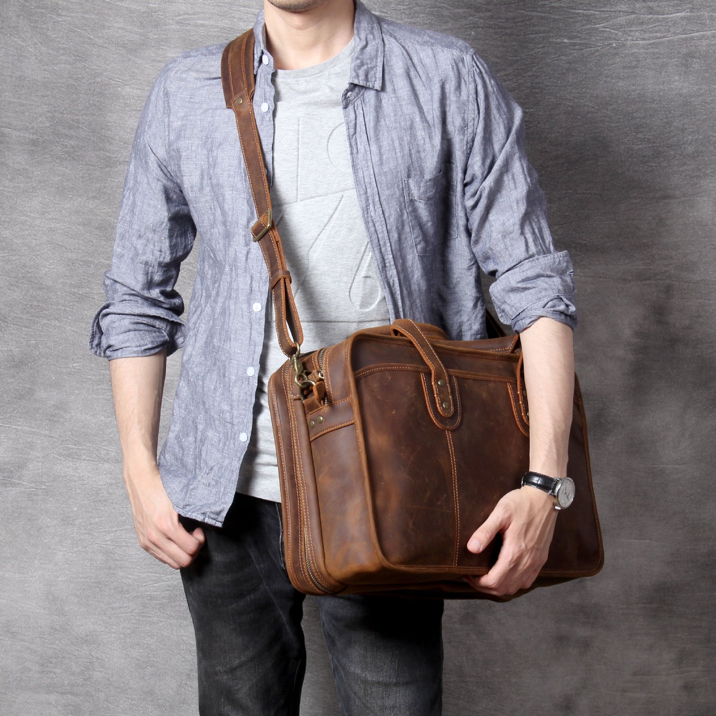 Sac pour ordinateur portable en cuir fait main pour hommes