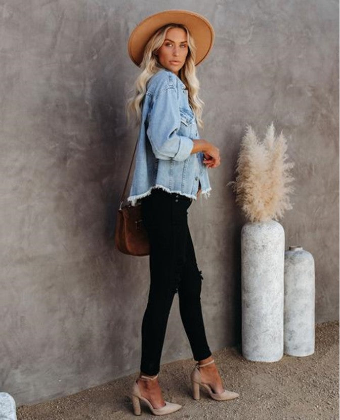 Kort Jacka ample effiloché en denim