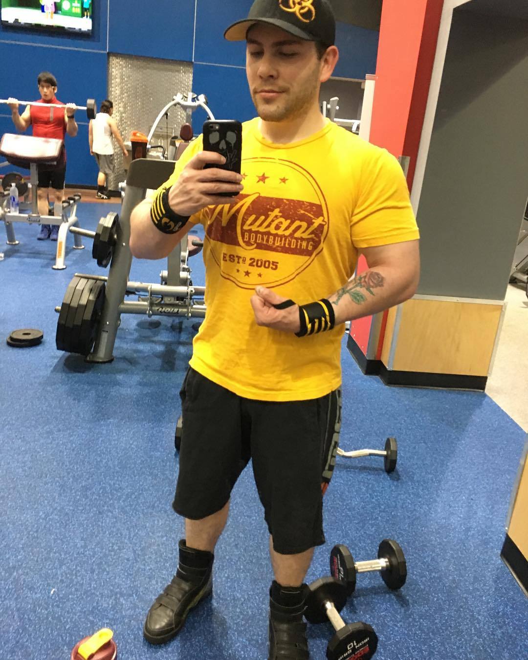 Nya kortärmade kläder Tight T-shirt Herr Gym Fitness