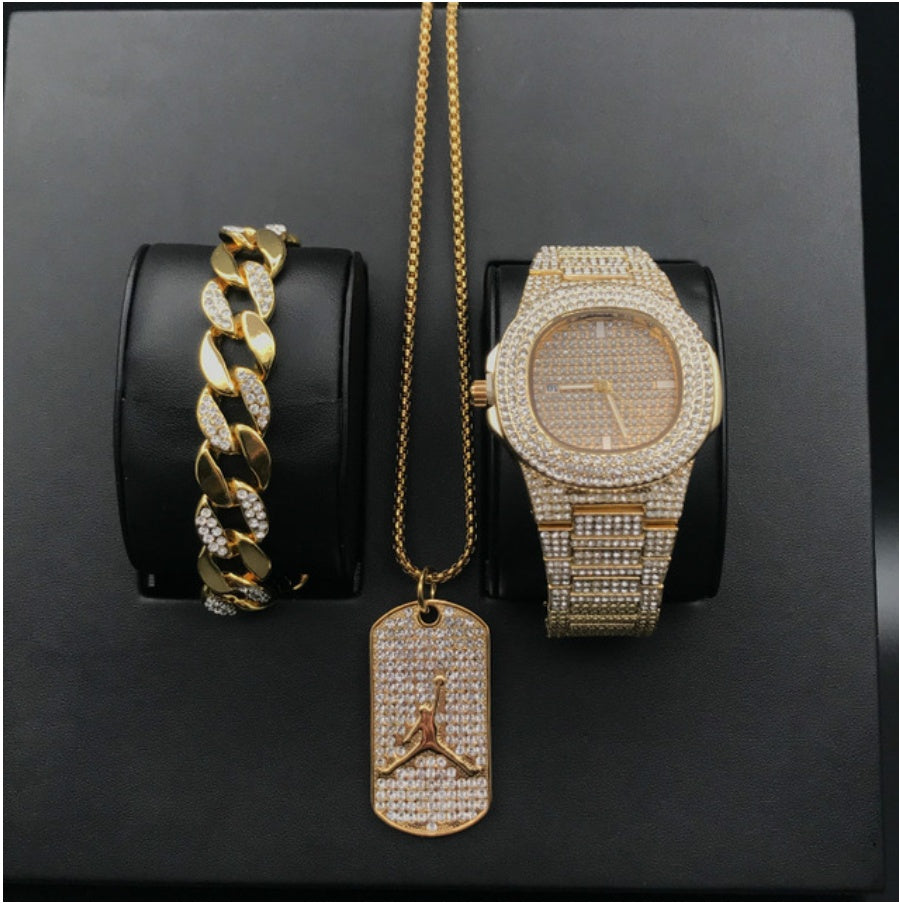 Herrklockor Lyxmärke Fashion Diamond Date Quartz Watch 