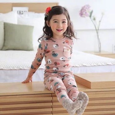 Girls' cotton underwear and pajamas set