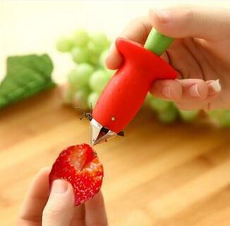 Strawberry Huller Creative Fruit Leaf Remover Kökspryl