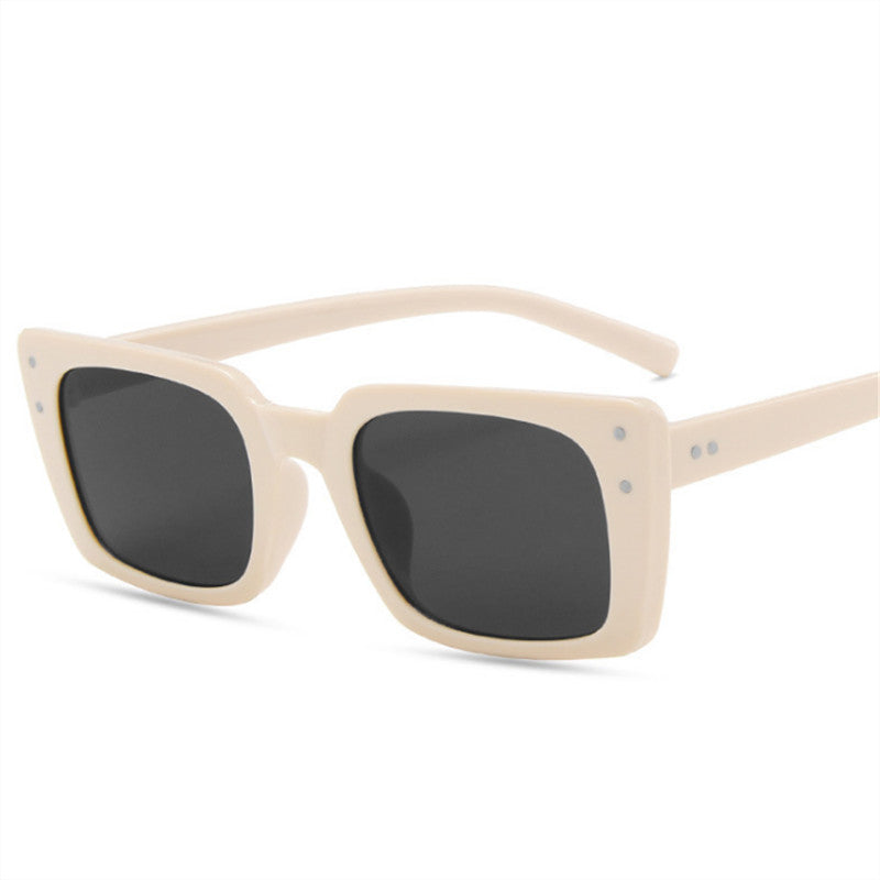 Trendy Mi Nail Small Frame Sunglasses