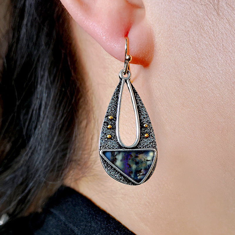 Vintage Elegant Resin Dangle Earrings For Women Fashion Bohemian Long Hollow Water Drop Triangle Drop Earring Jewelry Z5D396