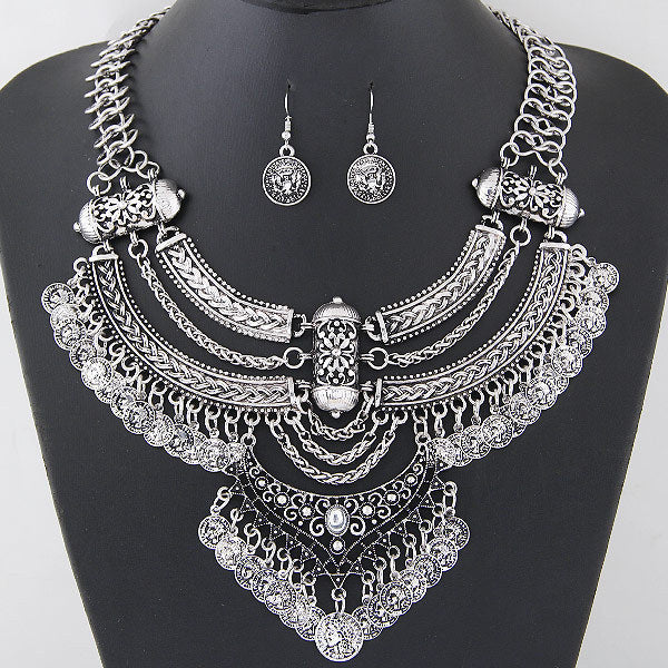 Alloy Diamond Short Necklace Crystal Necklace