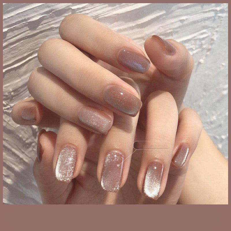 Vernis à ongles œil de chat en pierre de cristal de thé au lait