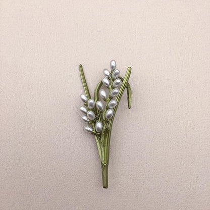 Petite broche de feuille de perle fraîche d'art vert d'avocat