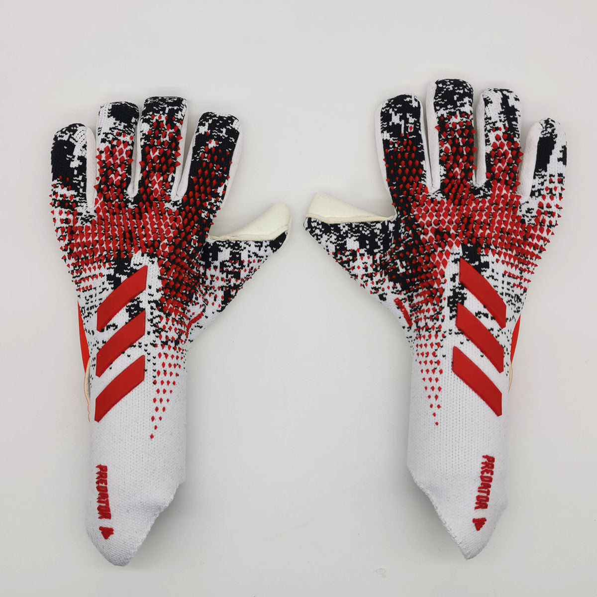 Football Gloves For Youth And Adult Games