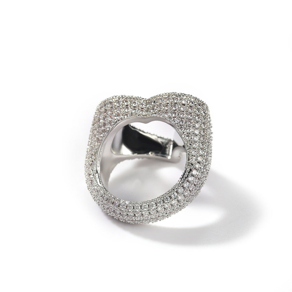 Mode Personlighet Hollow Heart Zircon Ring