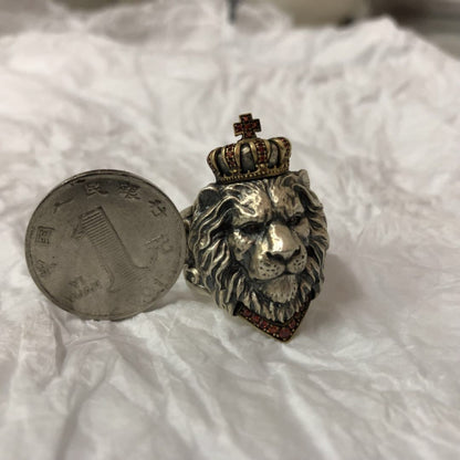 Vintage lion ring