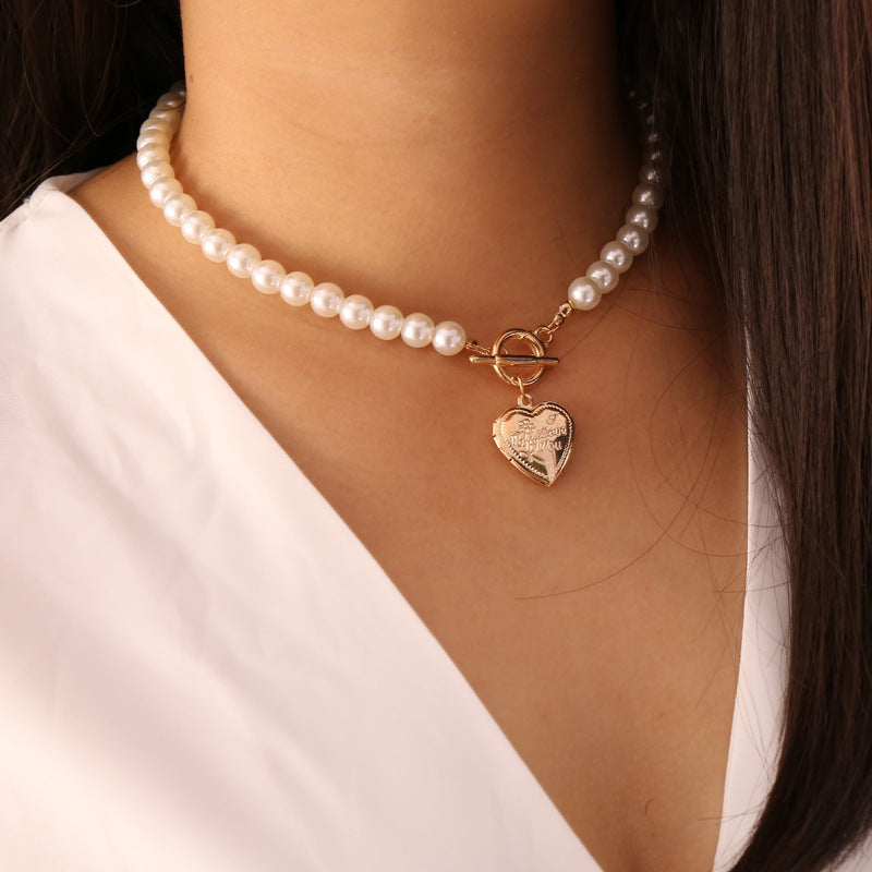 Collier rétro de perles d'amour pour femmes