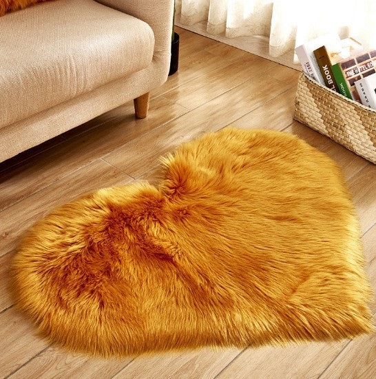 Pure Color Heart-Shaped Woolen Carpet Floor Mat Mattress Blanket Sofa Cushion Plush Living Room Tea Table Sofa Bedroom Carpet