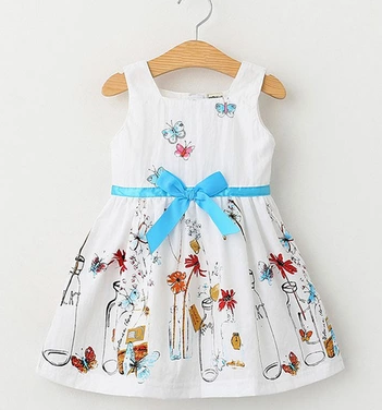 Petite fille jupe papillon fleurie blanche robe bébé princesse