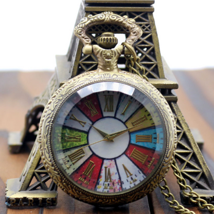 Montre de poche à cadran romain coloré avec cadran en verre transparent