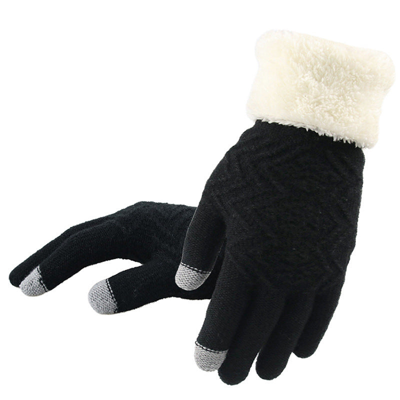 Winter knitted gloves