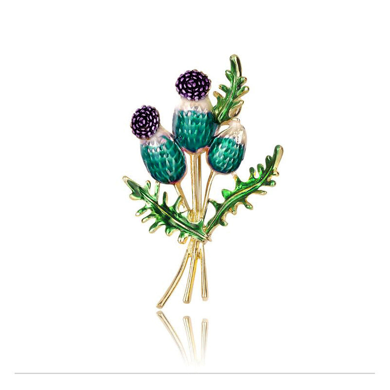 Imitation enamel brooch