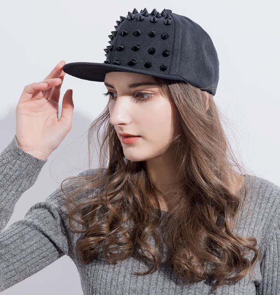 Chapeaux noirs rivet 