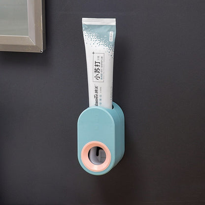 Punch-free toothbrush toothpaste rack