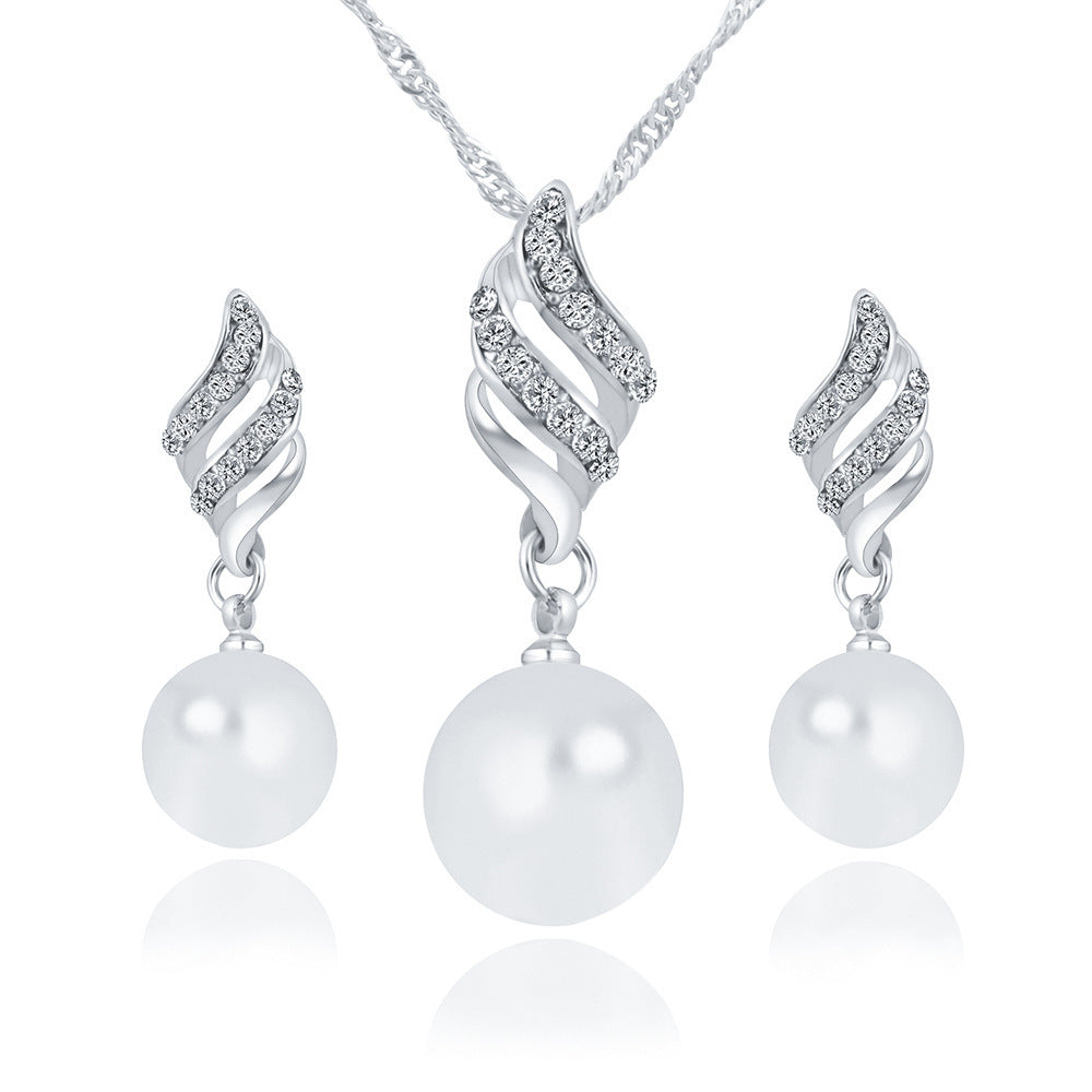 Luxury Pearl Stud Necklace Set - Elegant and Timeless