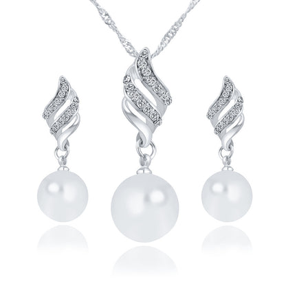 Luxury Pearl Stud Necklace Set - Elegant and Timeless