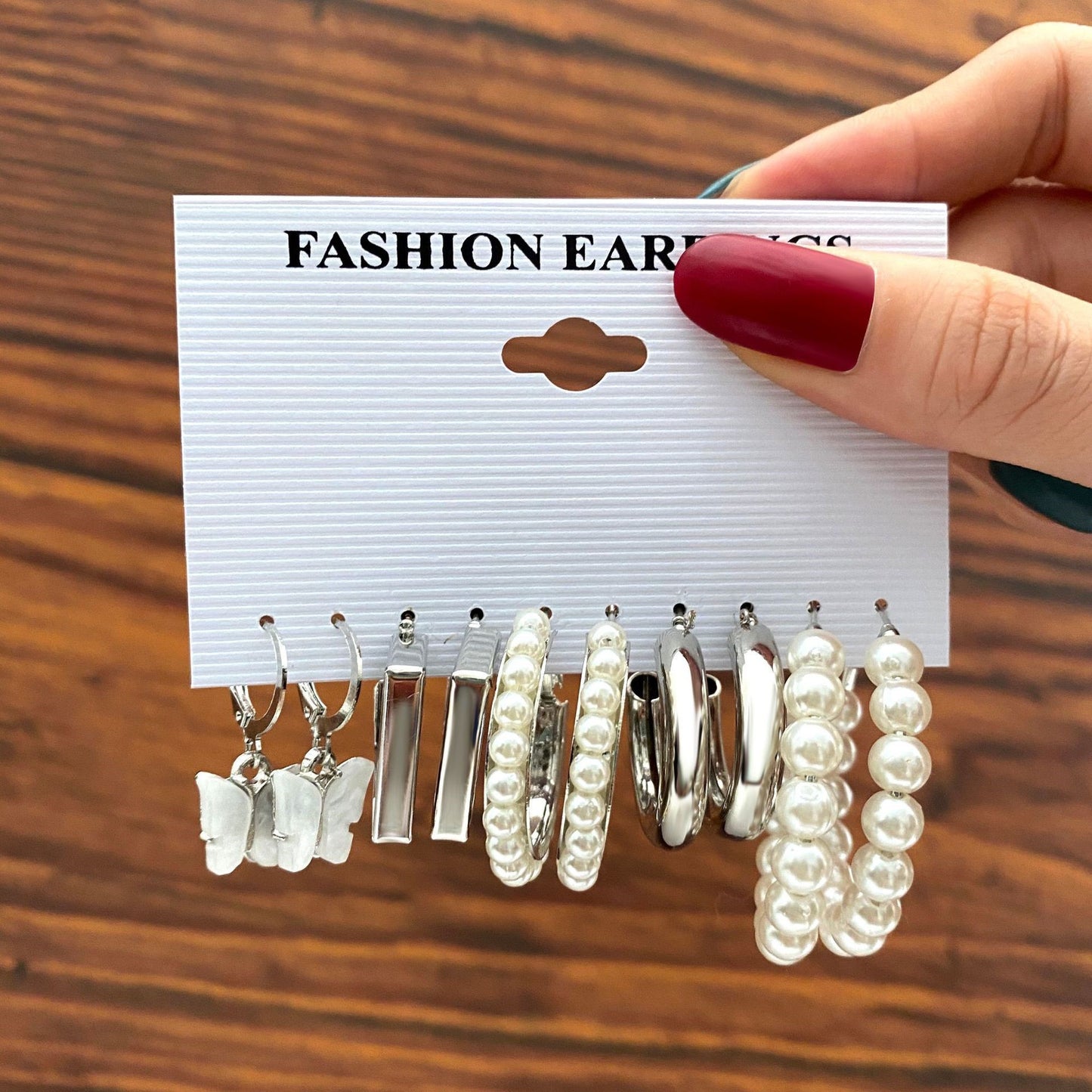 Hett säljande Pearl Ear Hoop Akryl Fjärilsörhängen