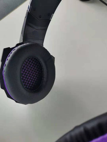 Hörlurar är egentligen trådbundna spelheadset