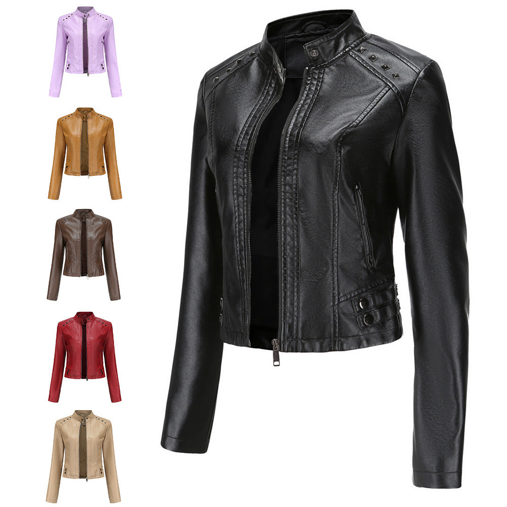 Veste courte femme en cuir clouté manches longues