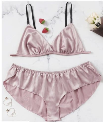 Ladies underwear set