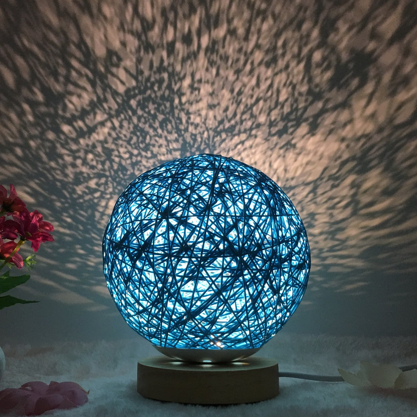 Amazon Hot säljning Creative linn Bordlampa Novel och Unik LED intelligent USB7 färg RGB16 färg fjärrkontroll Rattan Balla Lampa