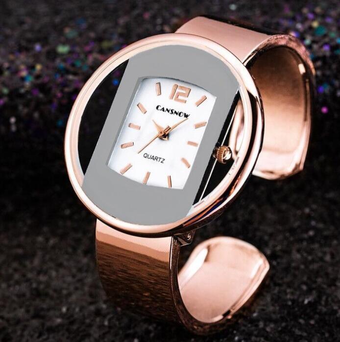 Montres femmes nouvelle marque de luxe Bracelet montre or argent cadran dame robe Quartz horloge chaude Bayan Kol Saati