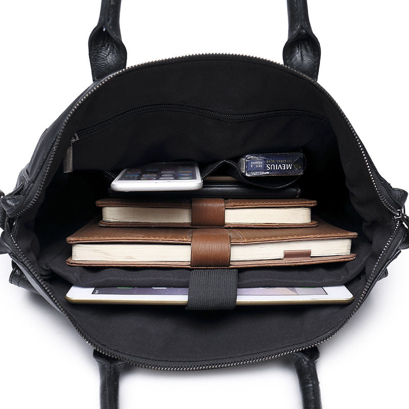 Men's bag shoulder slung portable postman casual British official retro trend travel men's Korean version of the computer bag