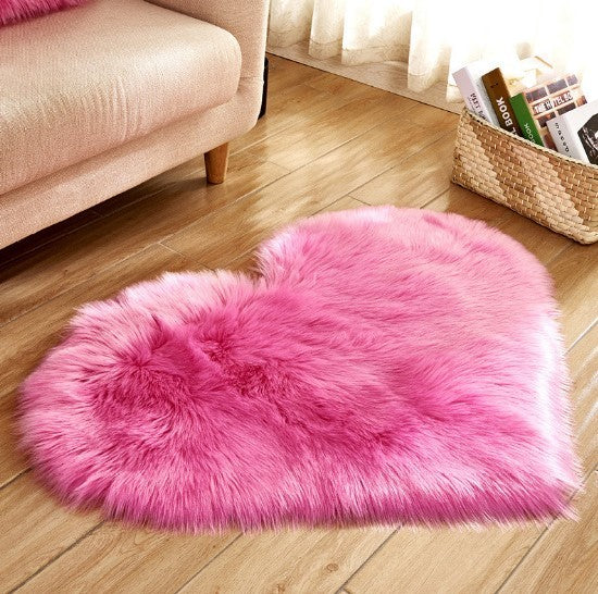 Pure Color Heart-Shaped Woolen Carpet Floor Mat Mattress Blanket Sofa Cushion Plush Living Room Tea Table Sofa Bedroom Carpet