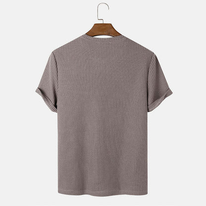 Män sommarenfärgade rundhalsade Basic T-shirts