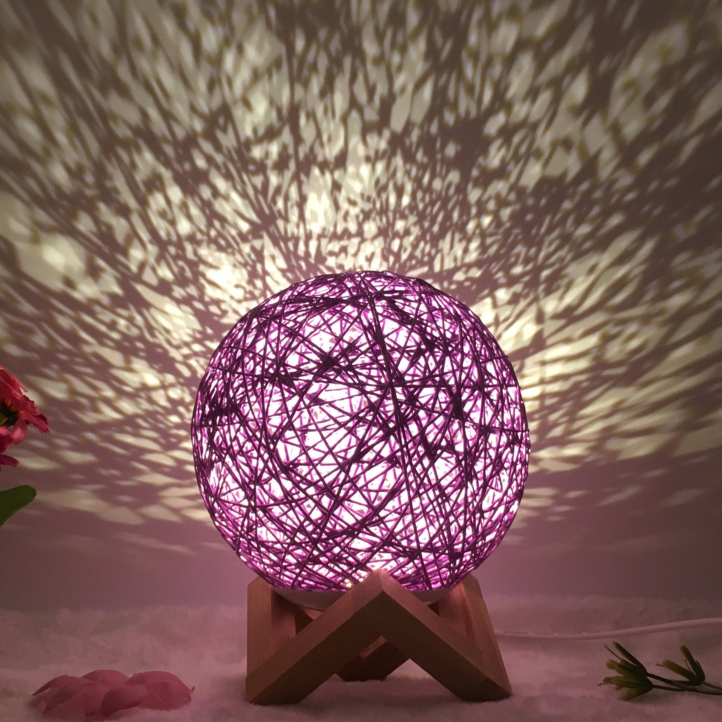 Amazon Hot säljning Creative linn Bordlampa Novel och Unik LED intelligent USB7 färg RGB16 färg fjärrkontroll Rattan Balla Lampa