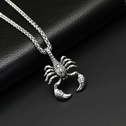 The explosion models of European and American fashion men's titanium necklace Necklace titanium Yiwu small jewelry goods wholesale trade