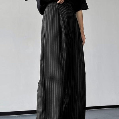 Men's Vertical Striped Pleated Casual Trousers