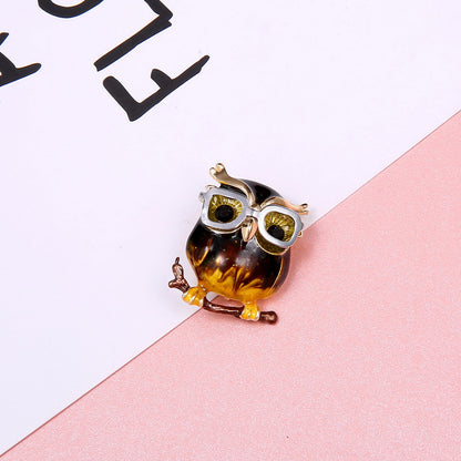 Owl painting oil brooch alloy brooch