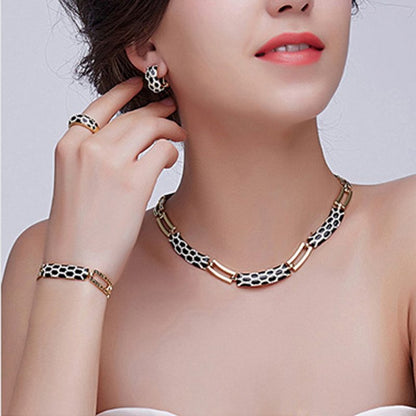 New Korean Style Diamond Earring Necklace Set - Elegant Design