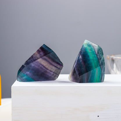 Polyèdre de fluorite arc-en-ciel, ornement en cristal de décoration pour la maison