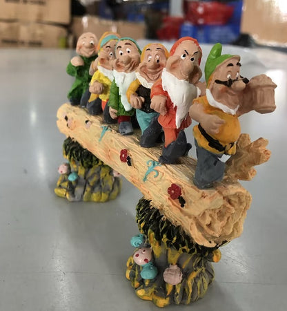 Resin Seven Dwarfs Gnome Garden Decor